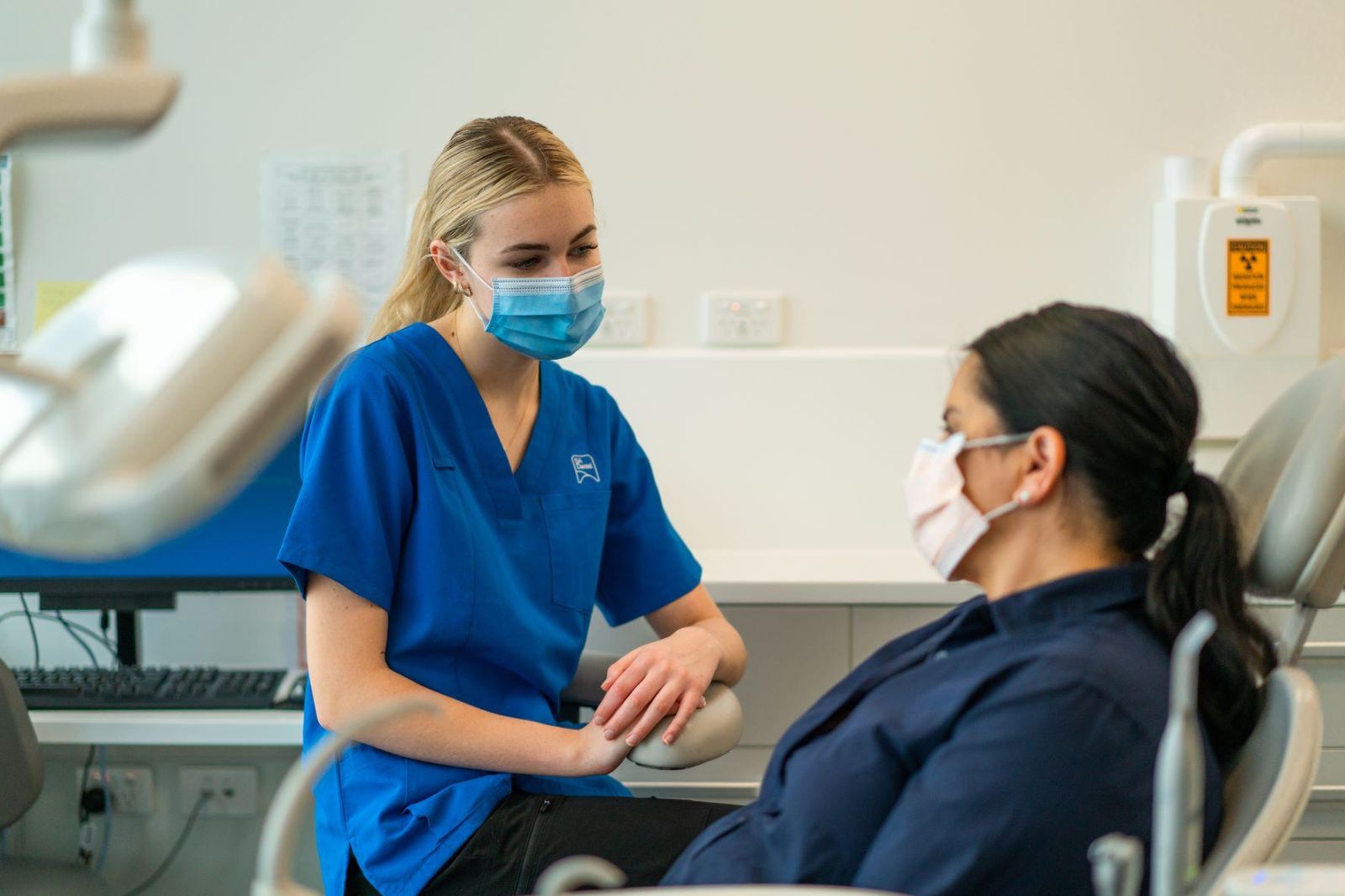 Dental assistant traineeships • SA Dental